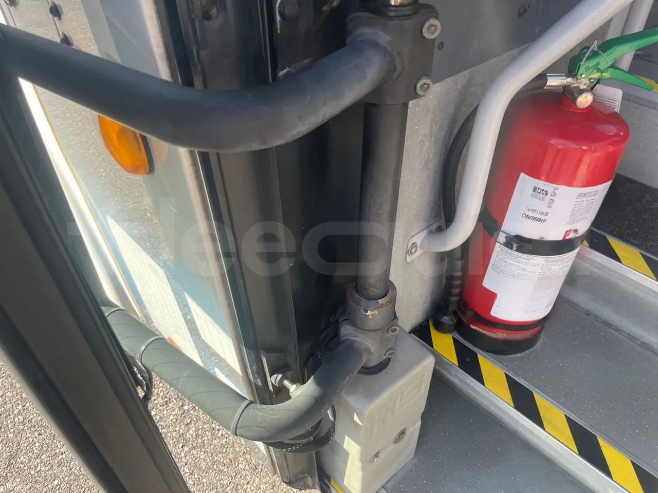 Irisbus Arway SFR160/ Euro 5 - 280Kw - 11,990 Mt - front door 3 open (mandatory for bus to scrap)