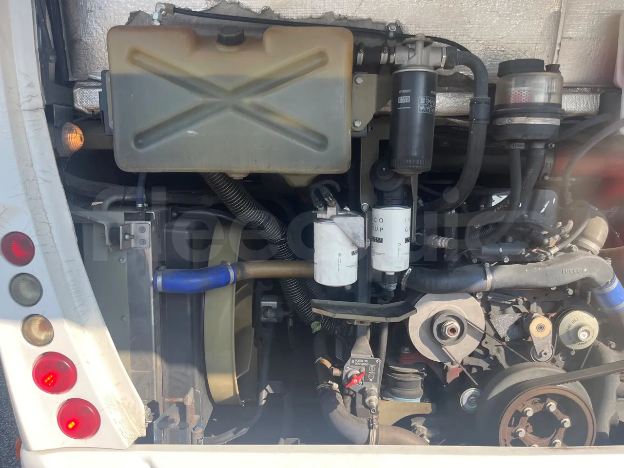 Irisbus Arway SFR160/ Euro 5 - 280Kw - 11,990 Mt - air conditioning compressor (mandatory  for bus to scrap)