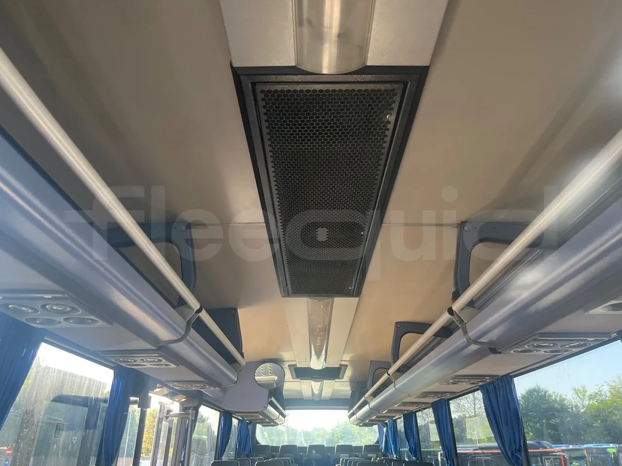 Irisbus Arway SFR160/ Euro 5 - 280Kw - 11,990 Mt - roof hatch 1