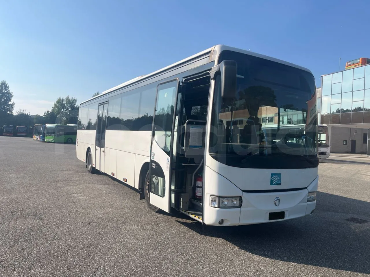 Irisbus Arway SFR160/ Euro 5 - 280Kw - 11,990 Mt - luggage rack photo