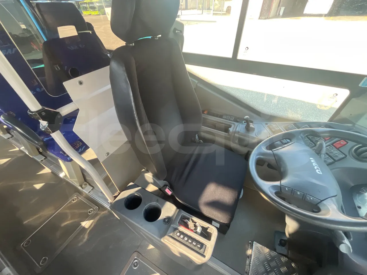 Irisbus Arway SFR160/ Euro 5 - 280Kw - 11,990 Mt - hostess seat photo