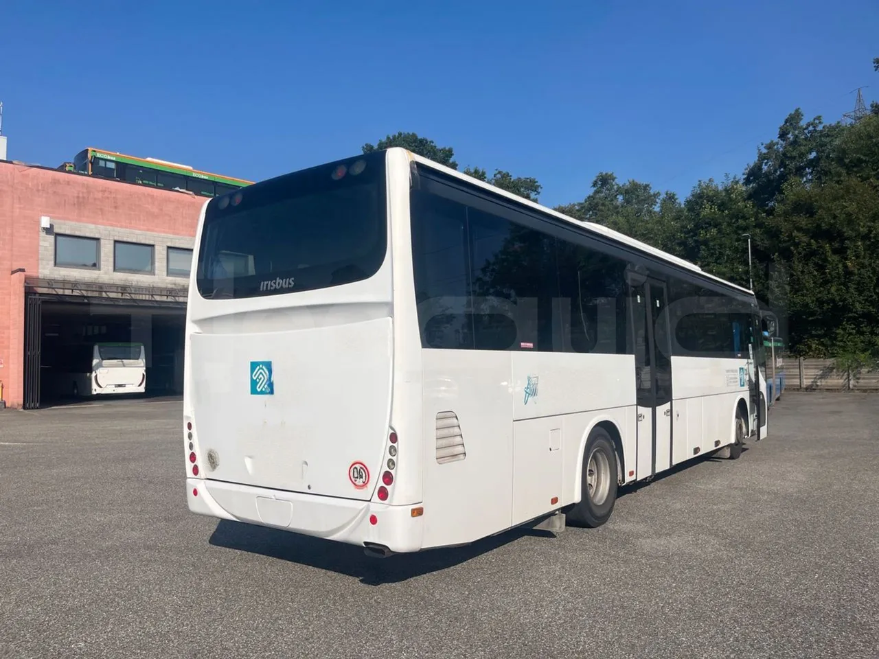 Irisbus Arway SFR160/ Euro 5 - 280Kw - 11,990 Mt - right side doors closed