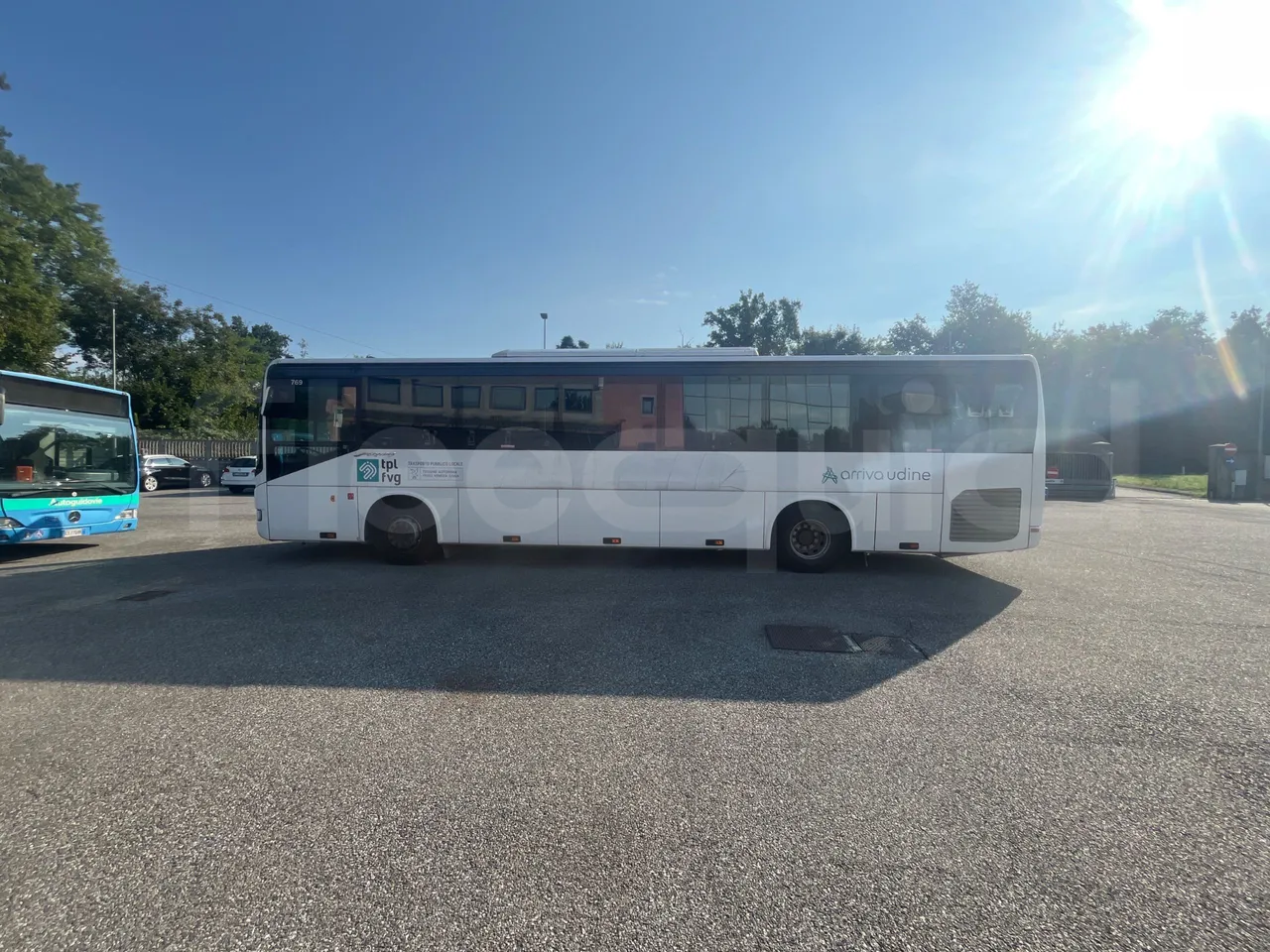 Irisbus Arway SFR160/ Euro 5 - 280Kw - 11,990 Mt - under carpet photo