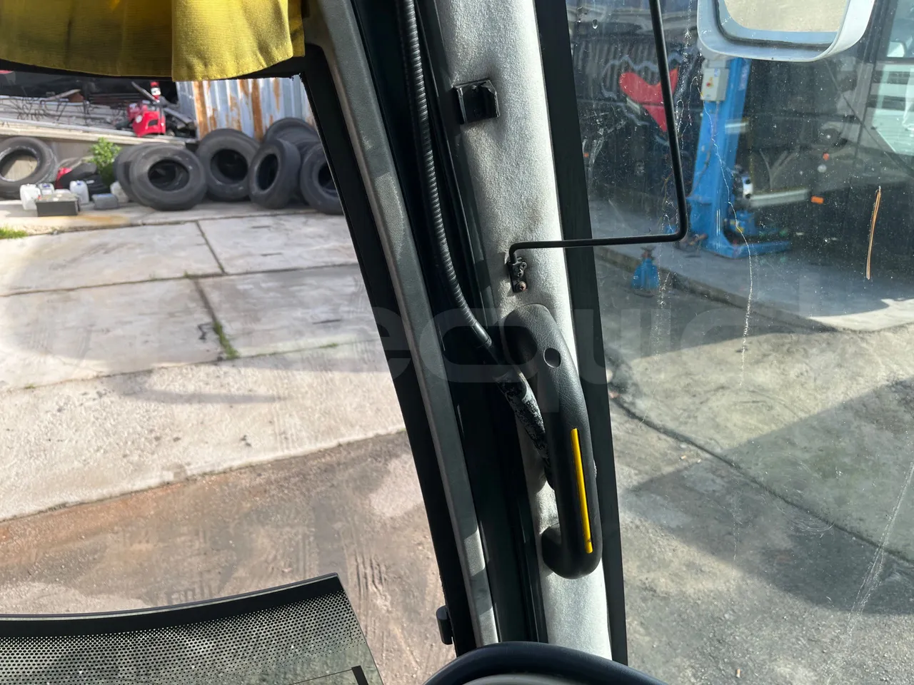 Irisbus Domino Orlandi 2001 397E.12.43 - Euro3 - 317kW - 12mt - driver microphone accessories photo