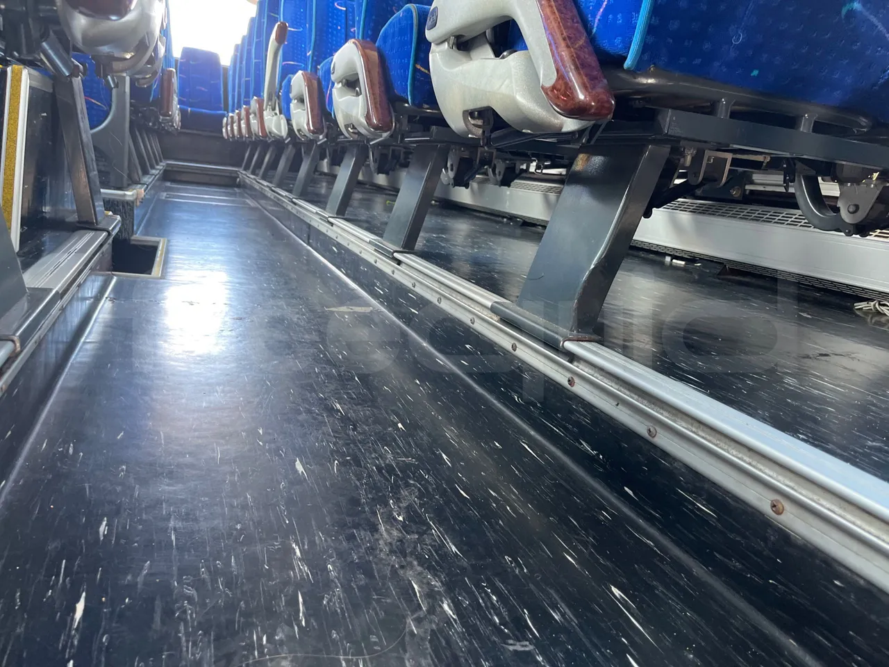 Irisbus Domino Orlandi 2001 397E.12.43 - Euro3 - 317kW - 12mt - seat brackets photo