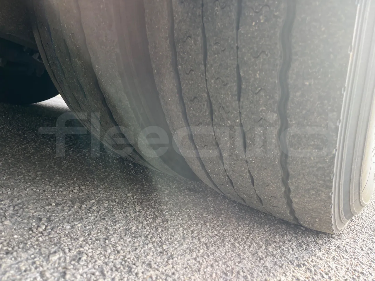 Irisbus Domino Orlandi 2001 397E.12.43 - Euro3 - 317kW - 12mt - tread condition front tires left