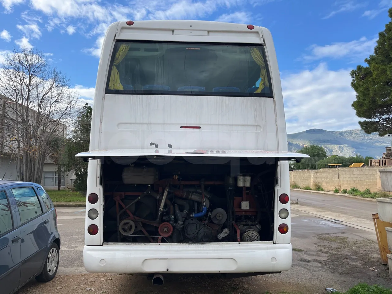 Irisbus Domino Orlandi 2001 397E.12.43 - Euro3 - 317kW - 12mt - rear hatch open