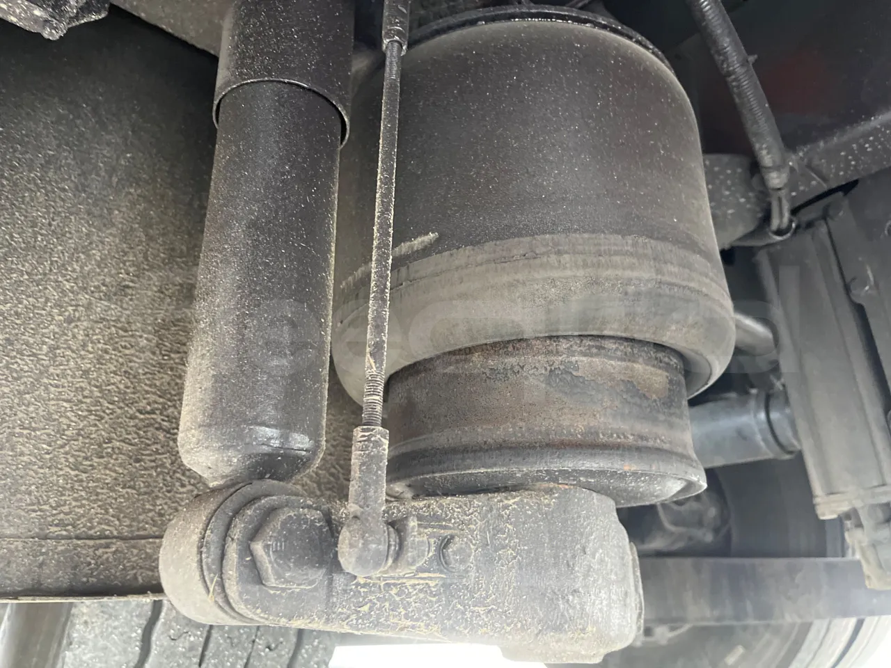 Irisbus Domino Orlandi 2001 397E.12.43 - Euro3 - 317kW - 12mt - axle 2 shock absorbers 2 left