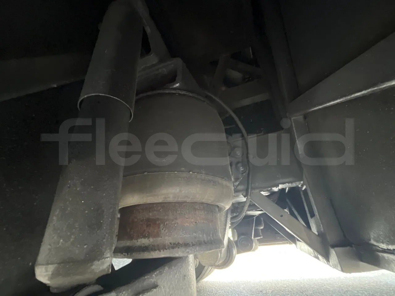 Irisbus Domino Orlandi 2001 397E.12.43 - Euro3 - 317kW - 12mt - axle 2 shock absorbers 2 left