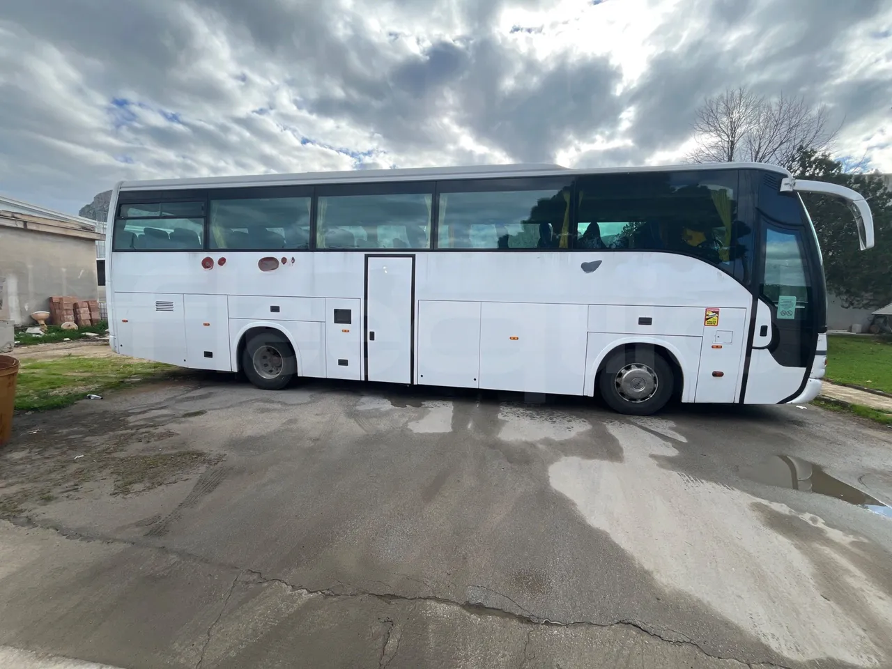 Irisbus Domino Orlandi 2001 397E.12.43 - Euro3 - 317kW - 12mt - right side doors open