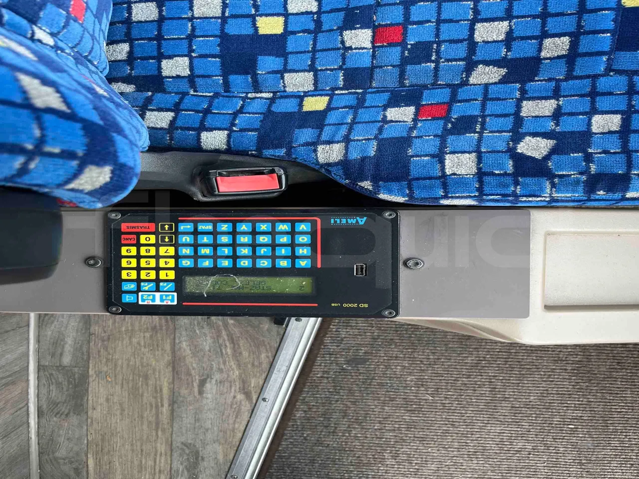 Iveco Magelys   SFR2XX QC M8CU - Euro6 - 294Kw - 12,830mt - command unit indicators
