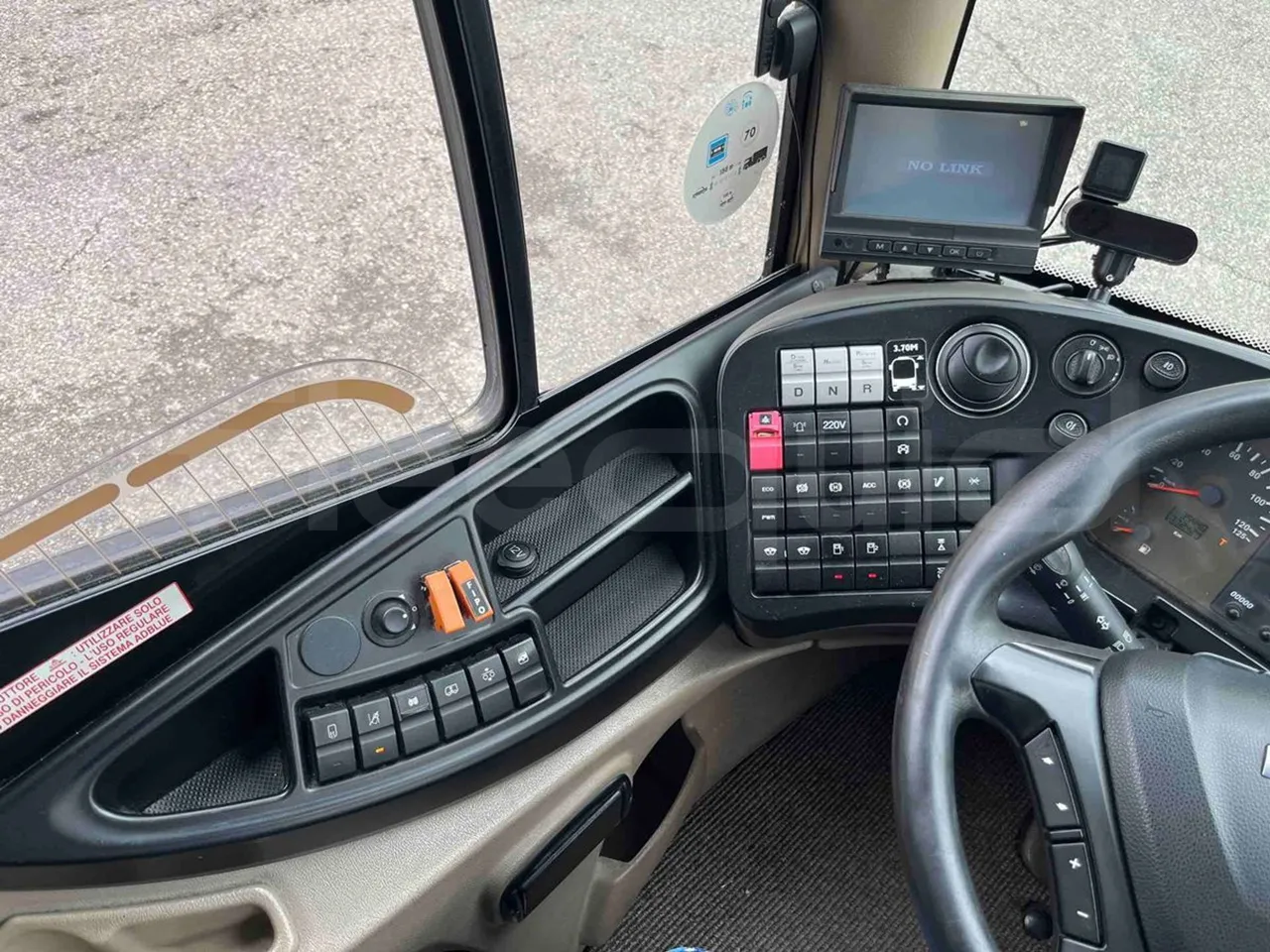 Iveco Magelys   SFR2XX QC M8CU - Euro6 - 294Kw - 12,830mt - onboard devices 1