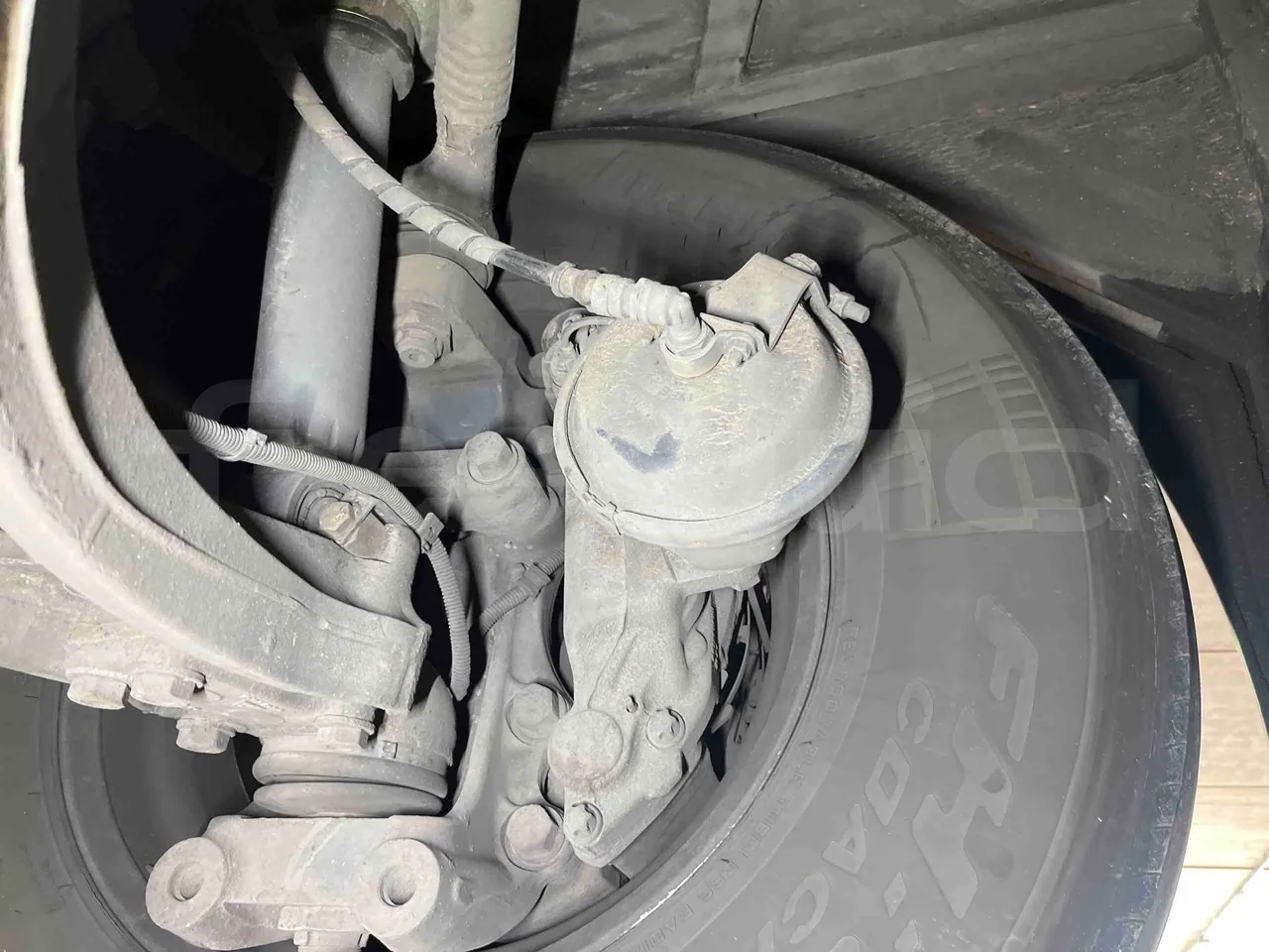 Iveco Magelys   SFR2XX QC M8CU - Euro6 - 294Kw - 12,830mt - front brake calipers left