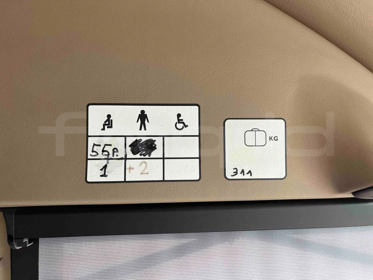 Iveco Magelys   SFR2XX QC M8CU - Euro6 - 294Kw - 12,830mt - seat plate photo
