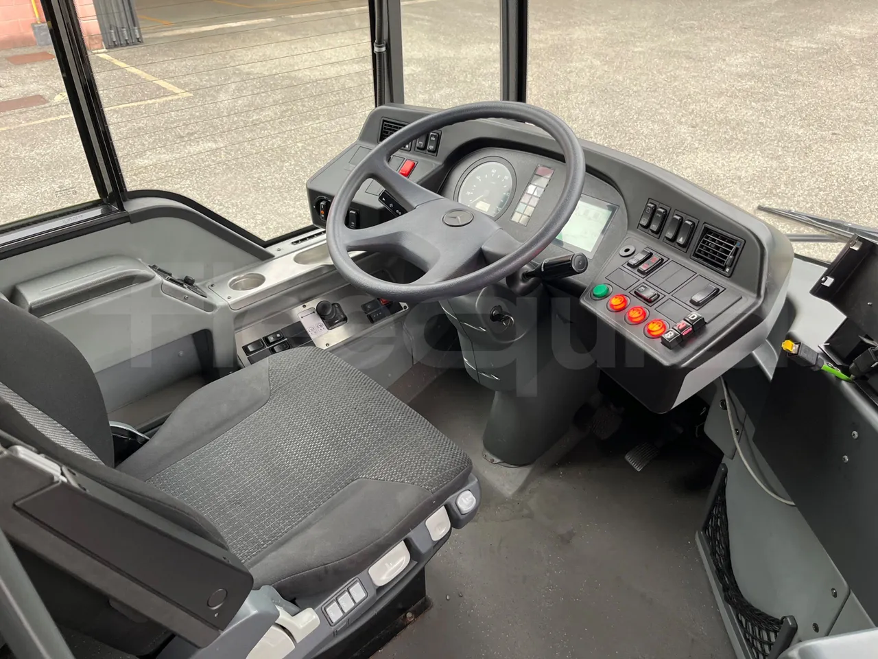Mercedes-Benz Citaro O 530 628.02 - EUR5 - 210kW - 11.95m - buttons panels on