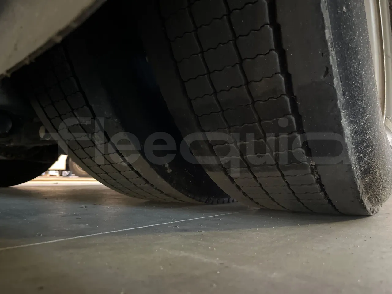 Mercedes-Benz Citaro O 530 628.02 - EUR5 - 210kW - 11.95m - tread condition second axle tires right