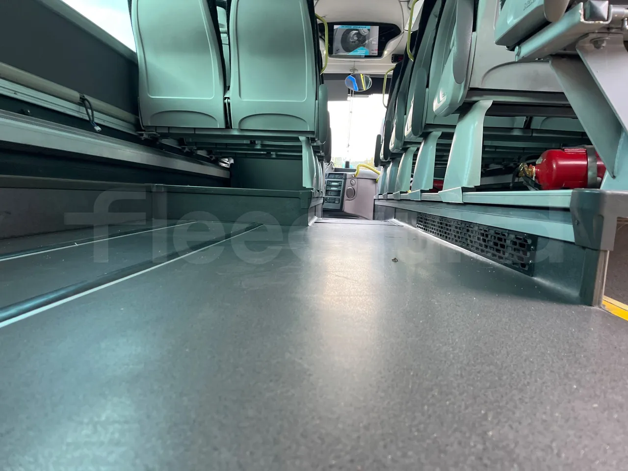 Scania Irizar i4H 11.48 - Euro6 - 302kW - 11.480mt - seat brackets photo