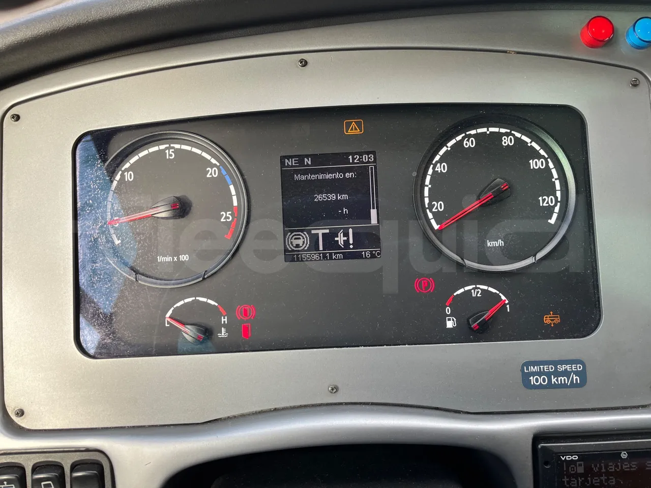 Scania Irizar i4H 11.48 - Euro6 - 302kW - 11.480mt - dashboard lights on