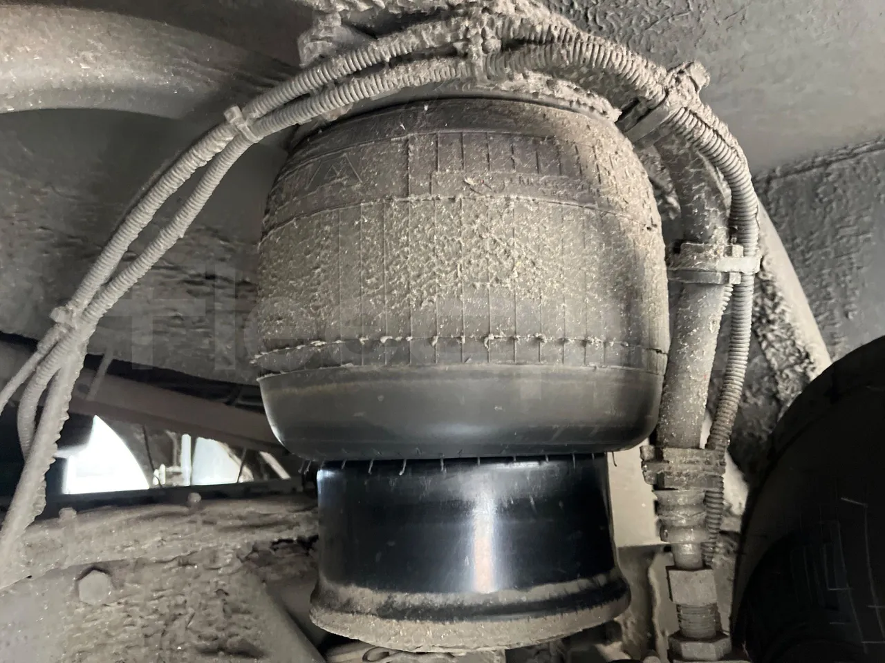 Scania Irizar i4H 11.48 - Euro6 - 302kW - 11.480mt - front air springs right