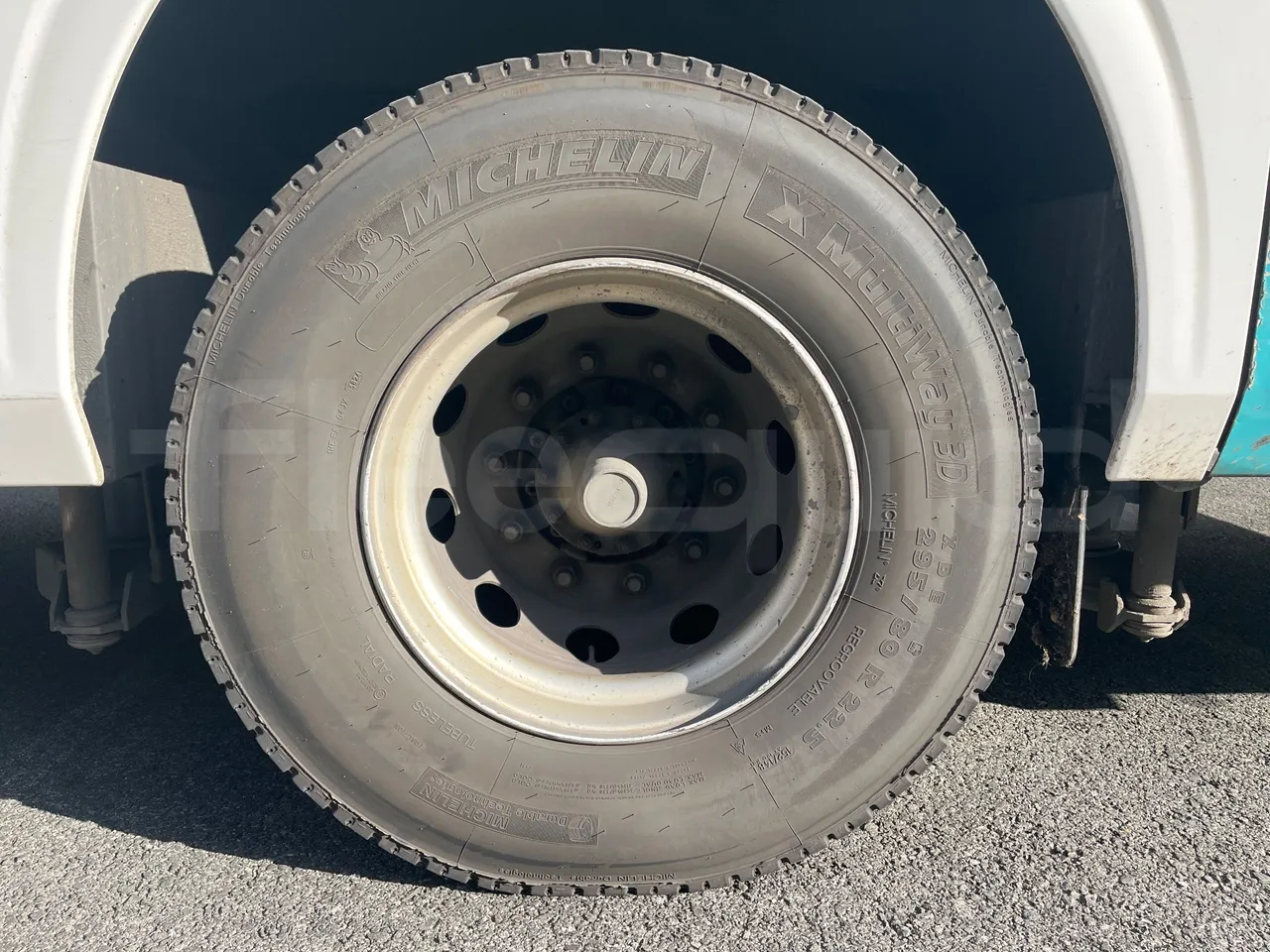 Scania Irizar i4H 11.48 - Euro6 - 302kW - 11.480mt - tread condition front tires left