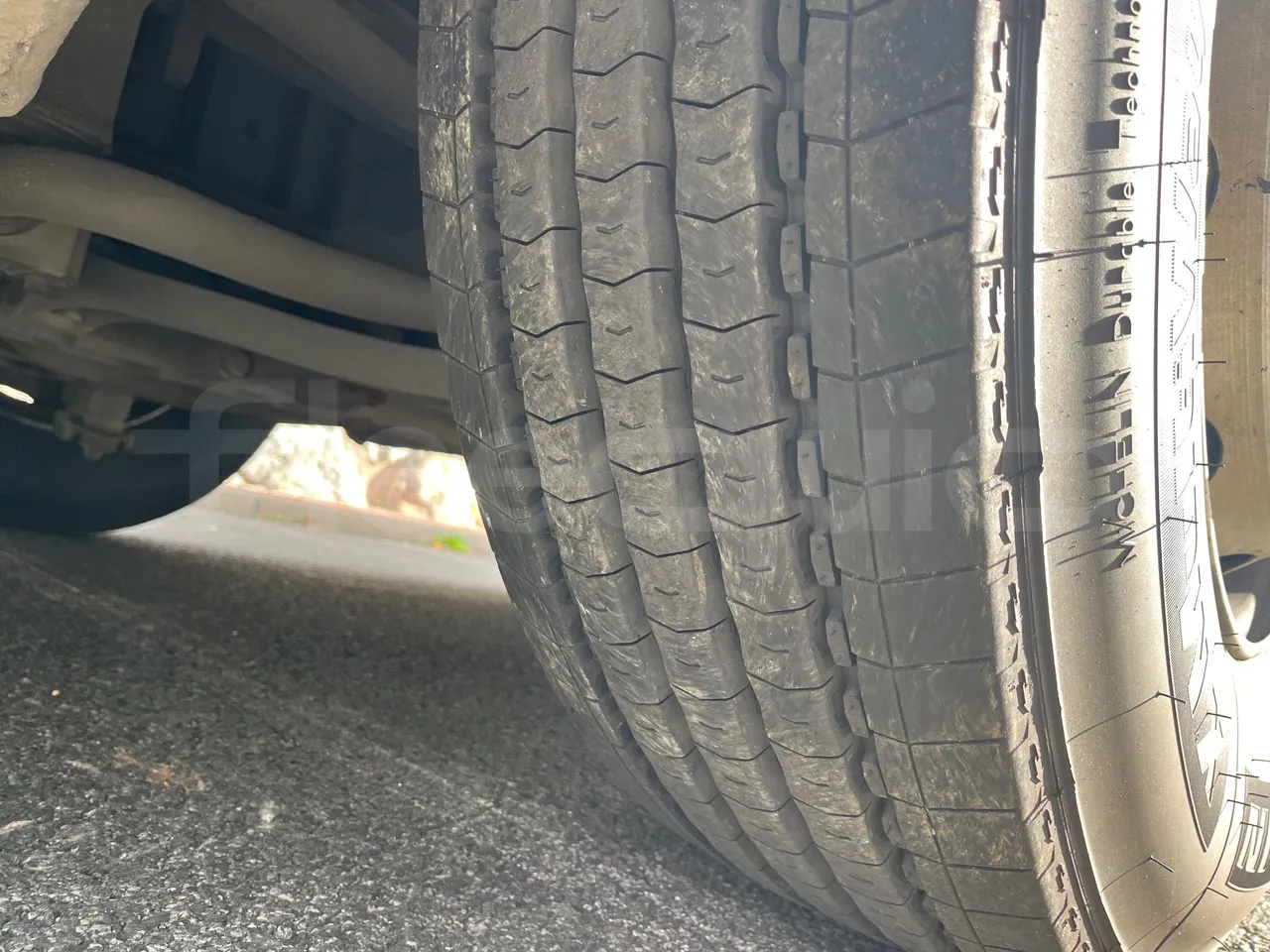 Scania Irizar i4H 11.48 - Euro6 - 302kW - 11.480mt - tread condition front tires right