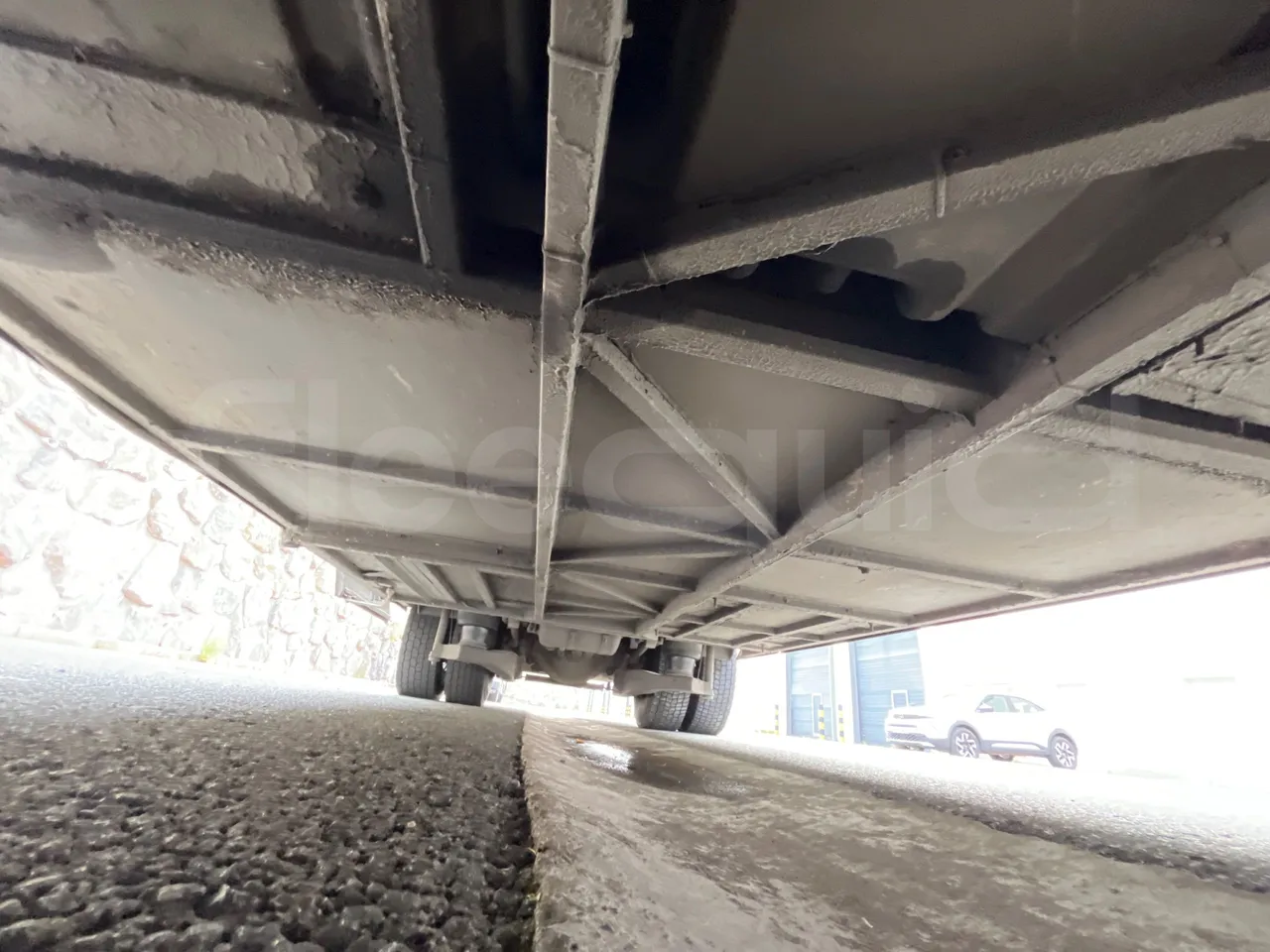 Scania Irizar i4H 11.48 - Euro6 - 302kW - 11.480mt - central undercarriage photo