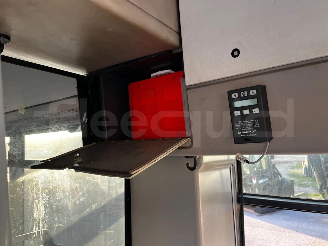 Mercedes-Benz Citaro O 530 - EUR3 - 220kW - 12.000m - hostes microphone accessories photo