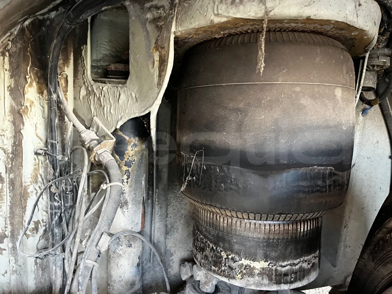 Mercedes-Benz Citaro O 530 - EUR3 - 220kW - 12.000m - front air springs right