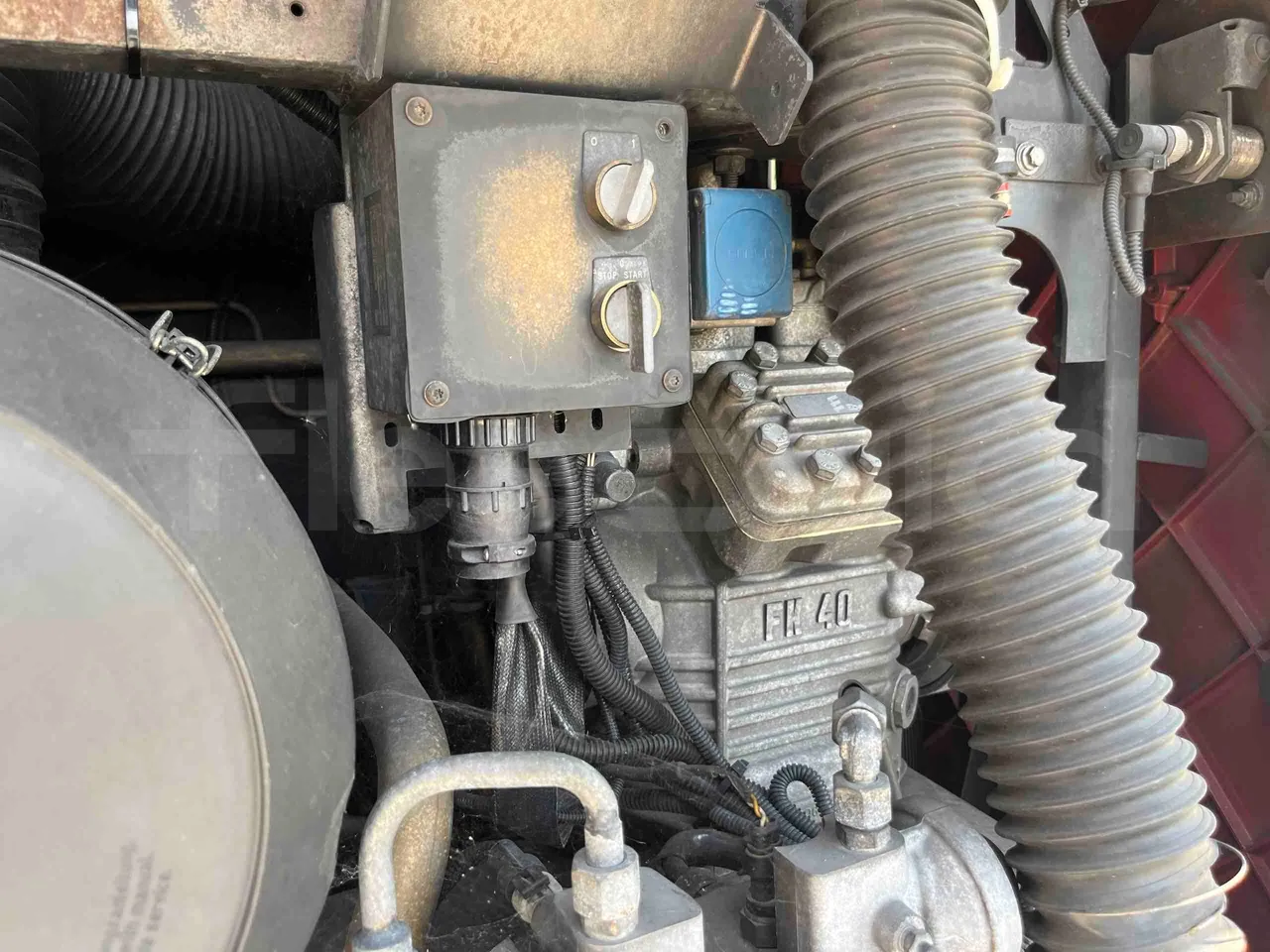 Iveco Citelis - Air Conditioning Compressor