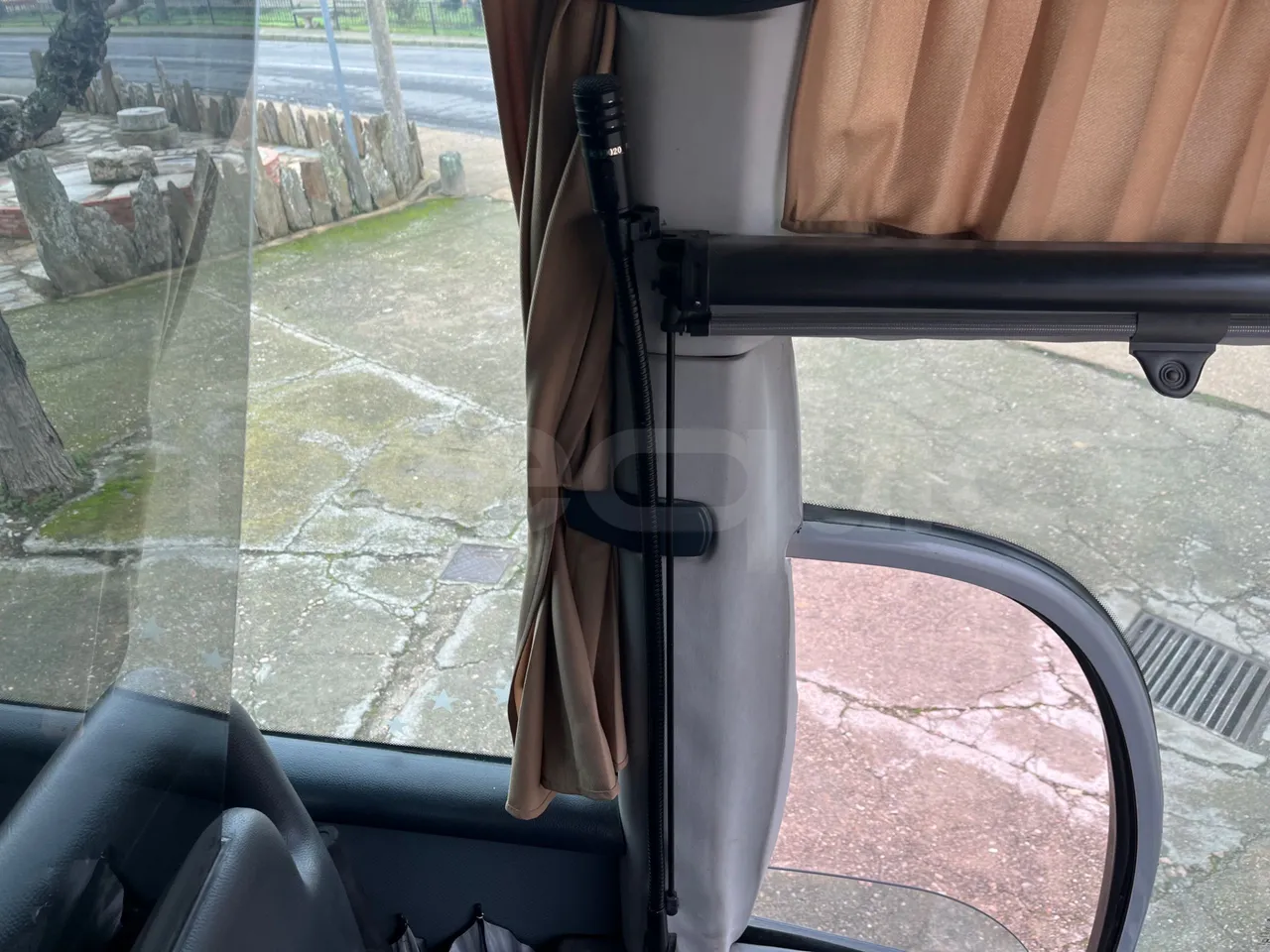 Scania 114B4X2 K114IB4X2 - Euro4 - 280kW - 12mt - driver microphone accessories photo