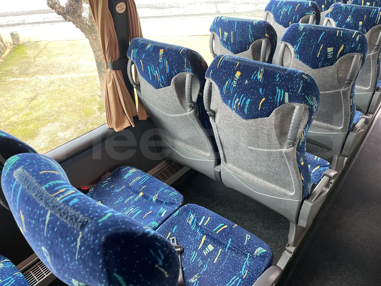 Scania 114B4X2 K114IB4X2 - Euro4 - 280kW - 12mt - single seat detail