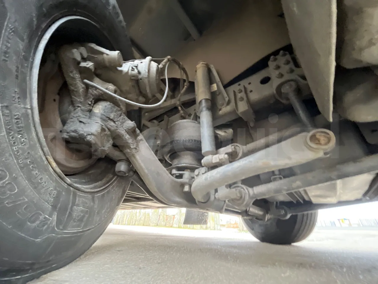 Scania 114B4X2 K114IB4X2 - Euro4 - 280kW - 12mt - front shock absorbers left