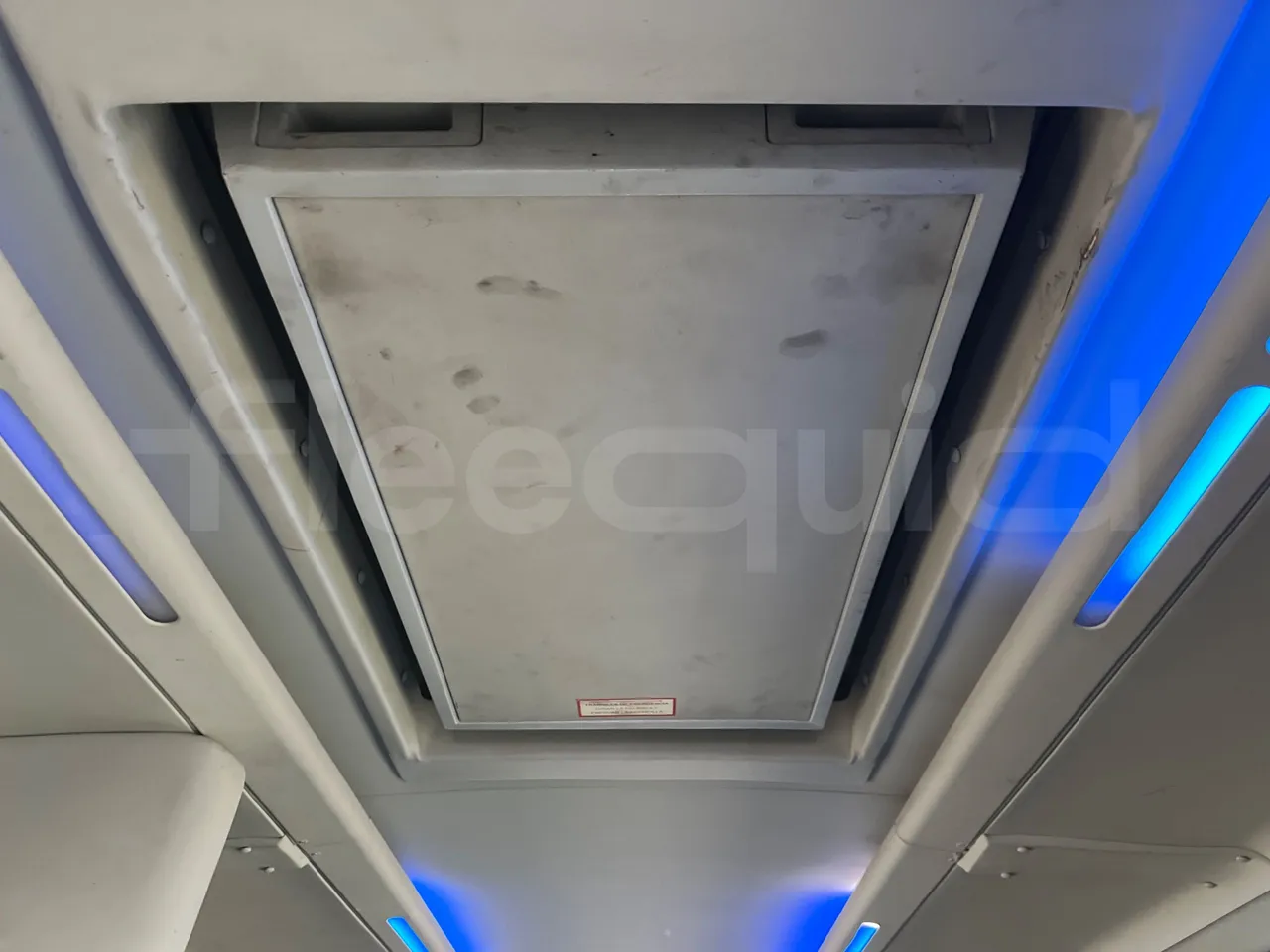 Scania 114B4X2 K114IB4X2 - Euro4 - 280kW - 12mt - roof hatch 2