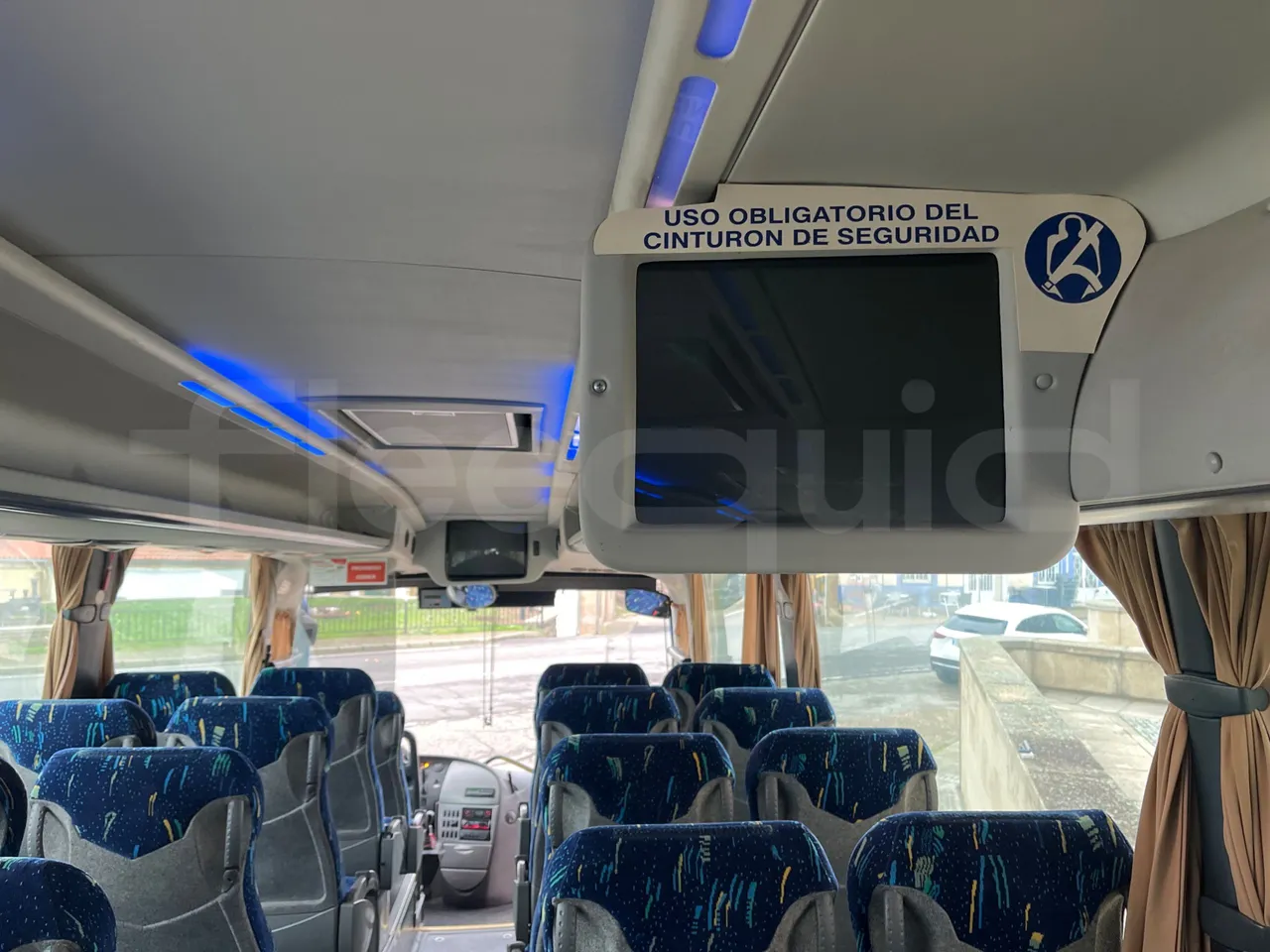 Scania 114B4X2 K114IB4X2 - Euro4 - 280kW - 12mt - monitor detail photo