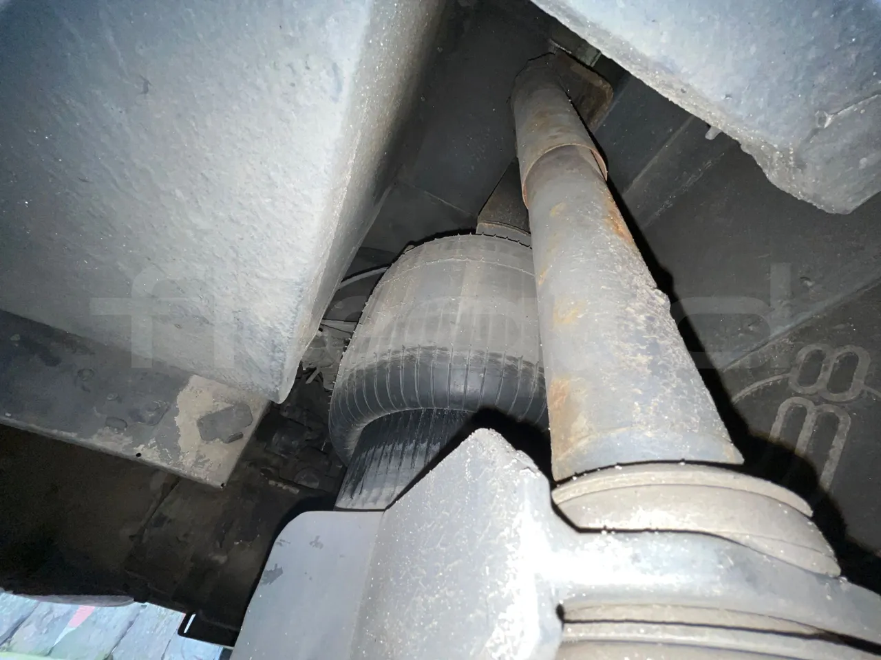 Scania 114B4X2 K114IB4X2 - Euro4 - 280kW - 12mt - axle 2 shock absorbers 2 left