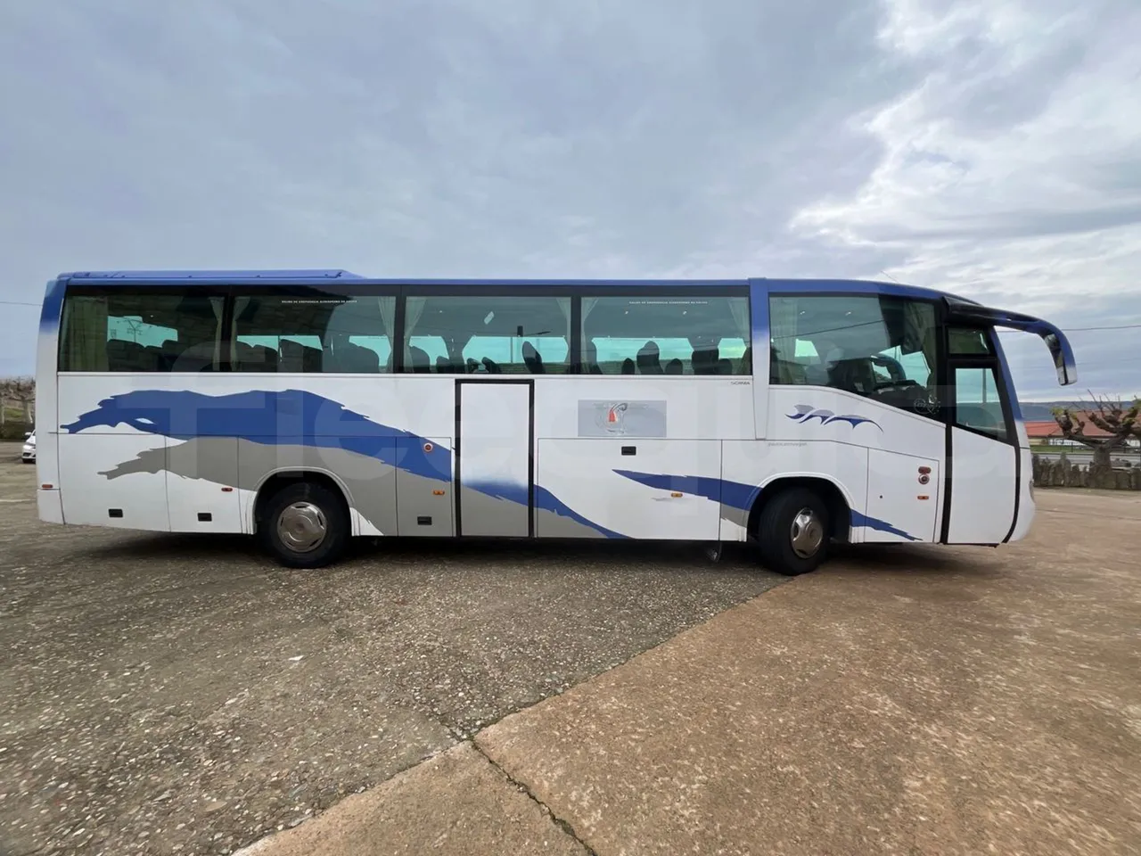 Scania 114B4X2 K114IB4X2 - Euro4 - 280kW - 12mt - right side doors closed