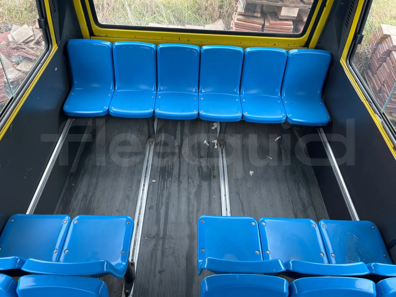 Iveco Turbo Daily A40E10 31 - EUR2 - 76kW - 5.970m - jack and driver keys