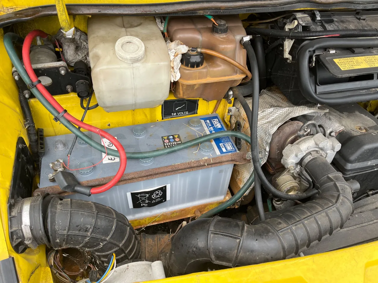 Iveco Turbo Daily A40E10 31 - EUR2 - 76kW - 5.970m - air conditioning compressor