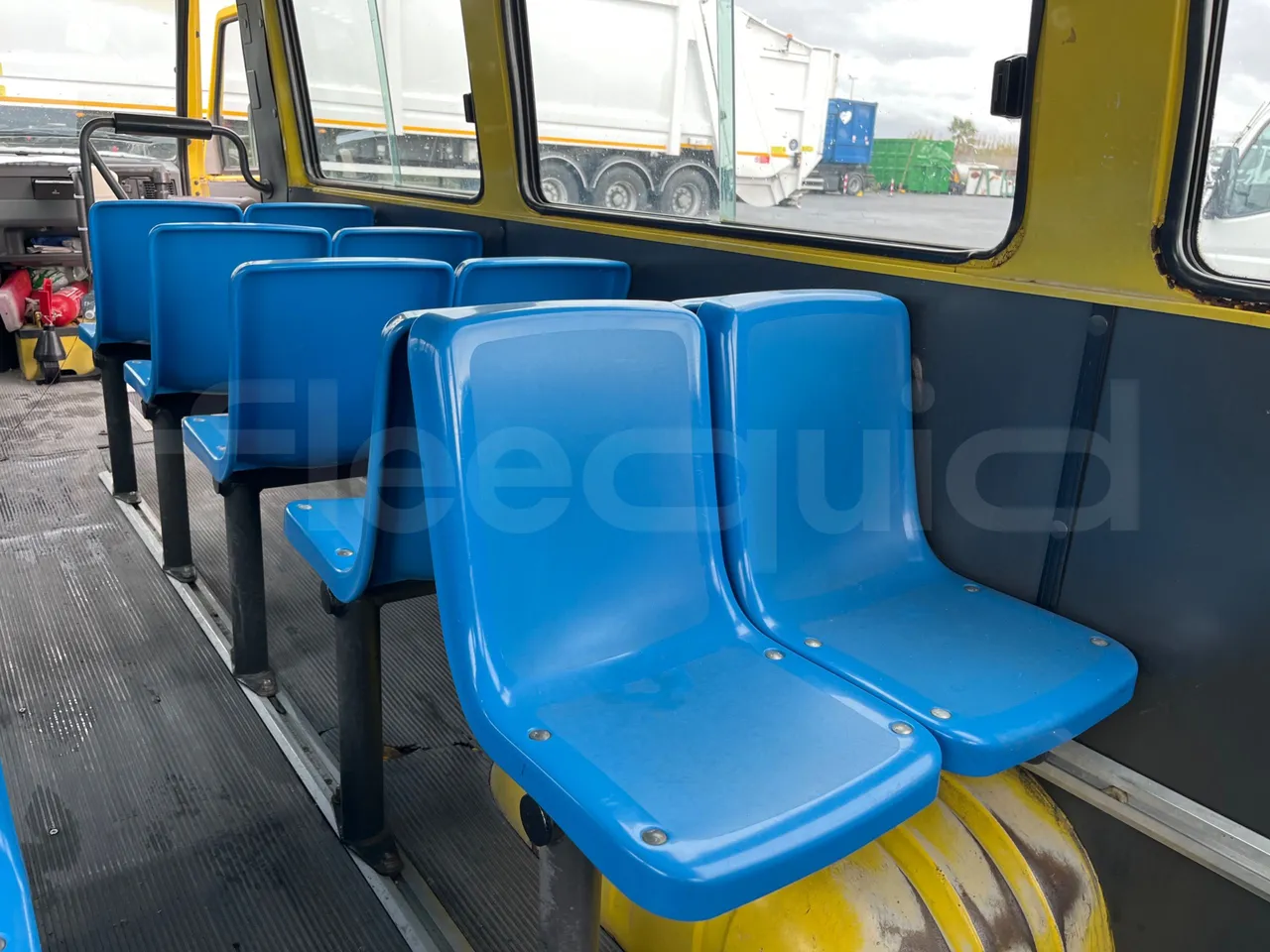 Iveco Turbo Daily A40E10 31 - EUR2 - 76kW - 5.970m - single seat detail