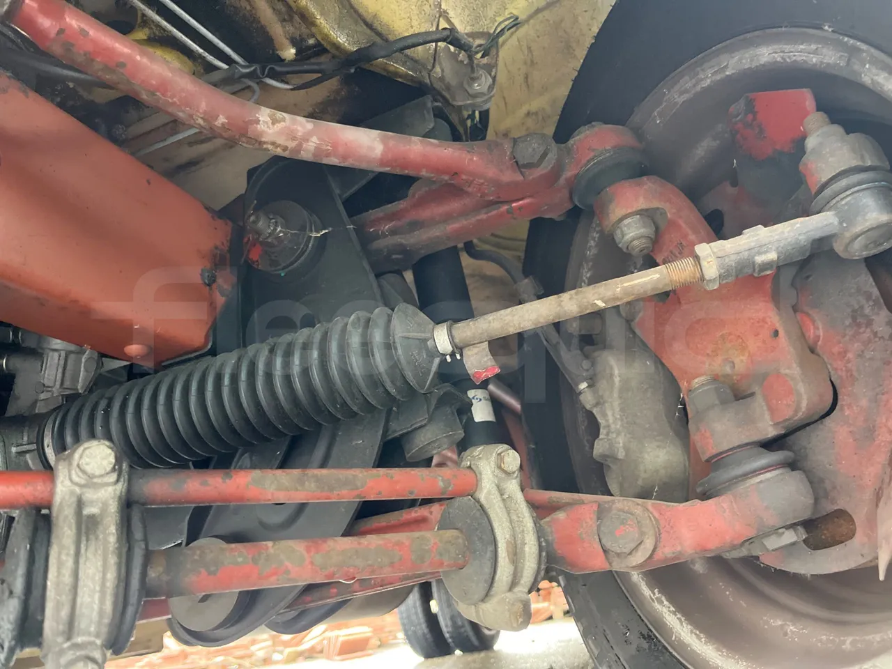 Iveco Turbo Daily A40E10 31 - EUR2 - 76kW - 5.970m - front shock absorbers left