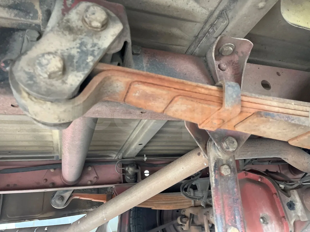 Iveco Turbo Daily A40E10 31 - EUR2 - 76kW - 5.970m - axle 2 shock absorbers 2 left