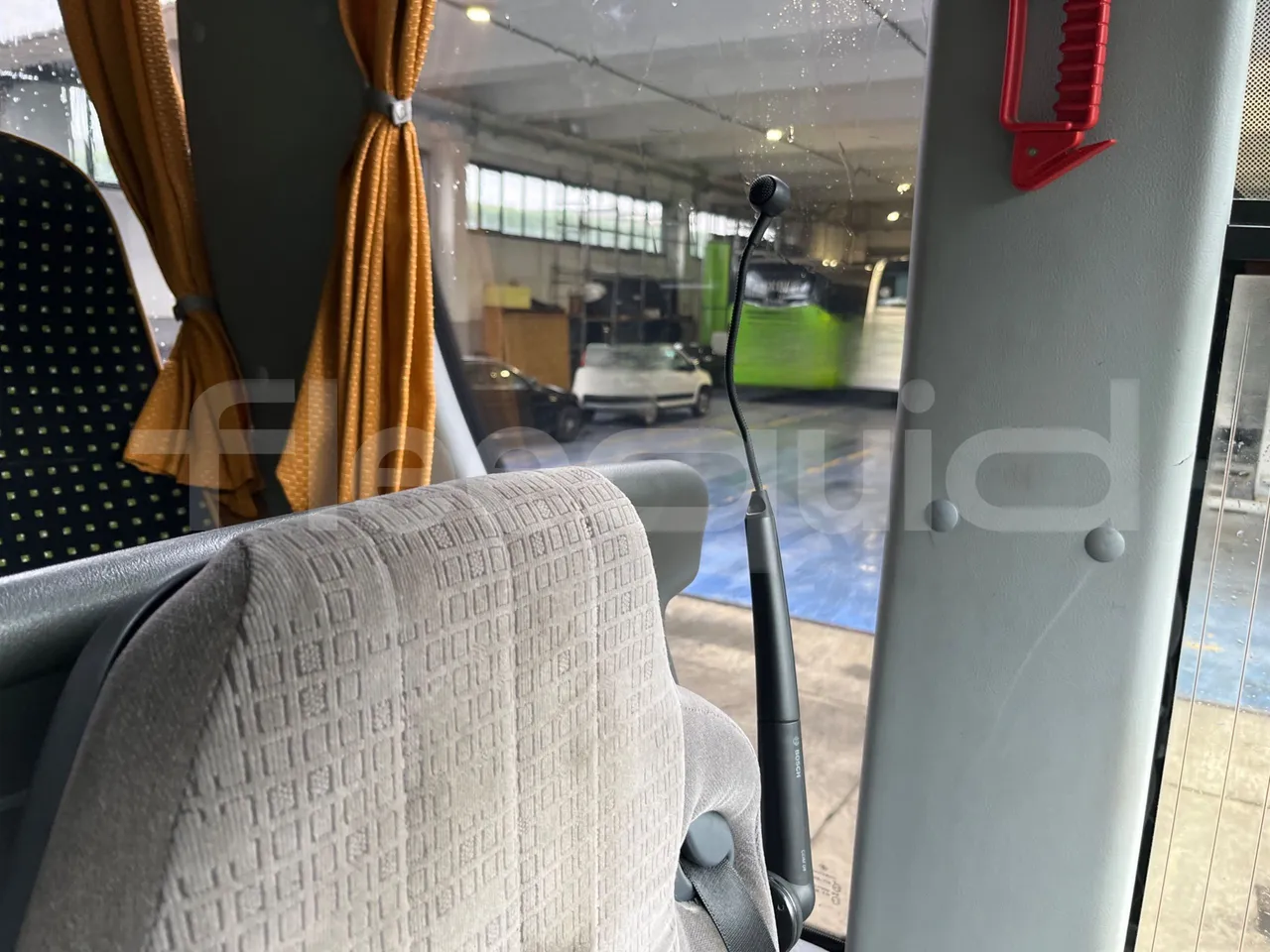 Man Lion's Coach R07 - Euro5 - 294kW - 12mt - driver microphone accessories photo