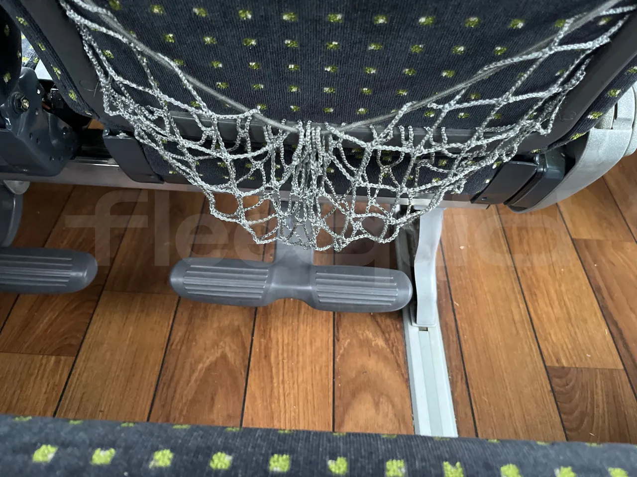 Man Lion's Coach R07 - Euro5 - 294kW - 12mt - footrest detail photo