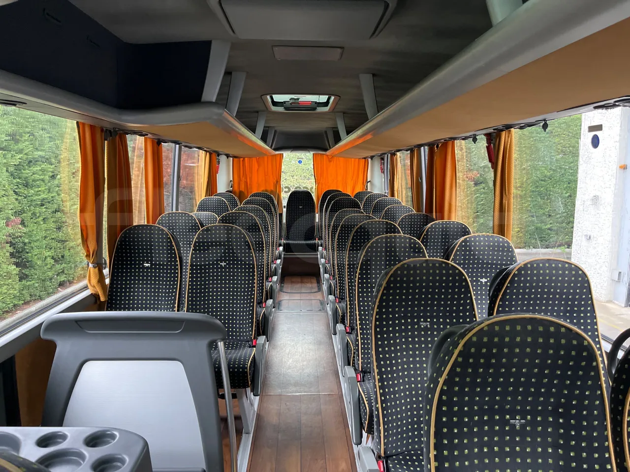Man Lion's Coach R07 - Euro5 - 294kW - 12mt - reverse view middle aisle