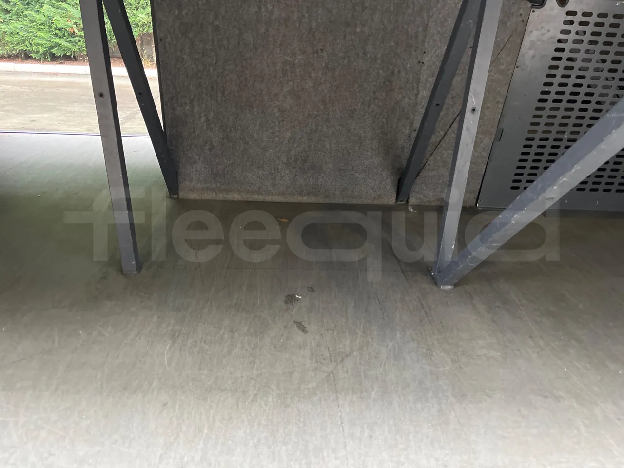 Man Lion's Coach R07 - Euro5 - 294kW - 12mt - under carpet photo