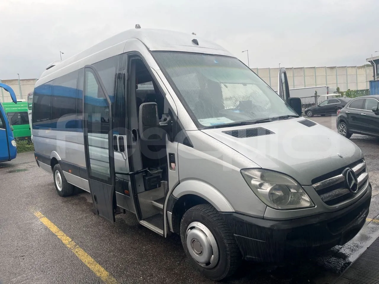 Mercedes-Benz Sprinter Abicar - Euro5 - 140kW - 7.345mt - 3/4 front right doors