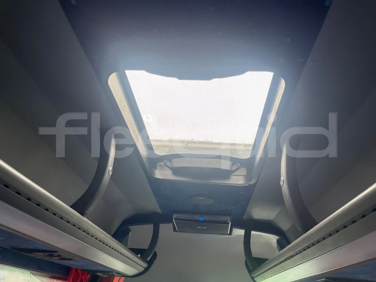 Mercedes-Benz Sprinter Abicar - Euro5 - 140kW - 7.345mt - roof hatch 2