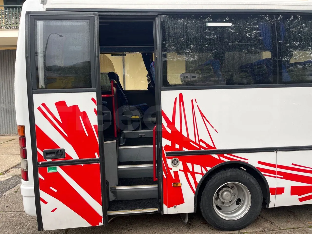 Bmc PROBUS TBX 850var.1vers.B -EUR3 -162kW -8.856m - front door 3 open