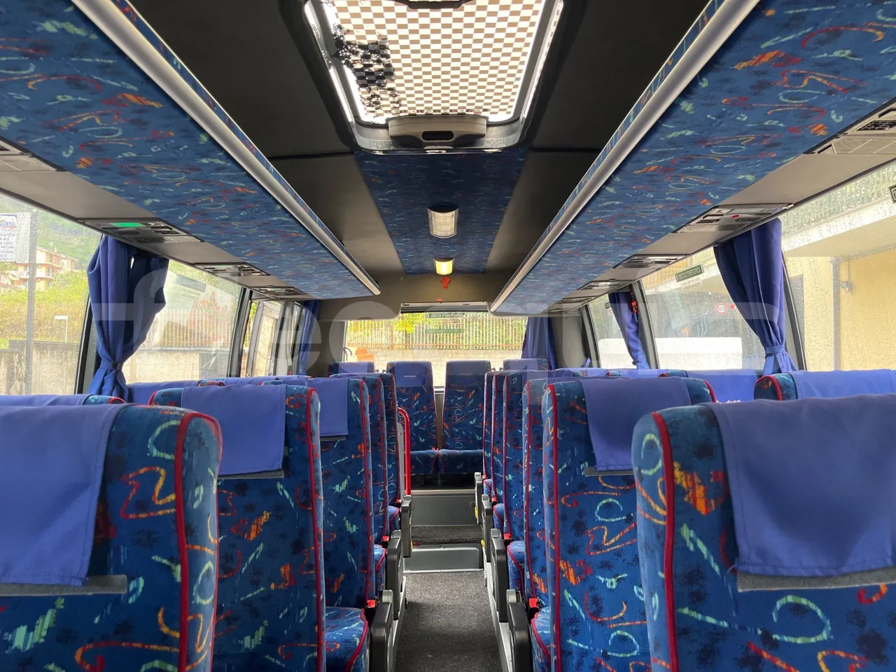 Bmc PROBUS TBX 850var.1vers.B -EUR3 -162kW -8.856m - reverse view middle aisle