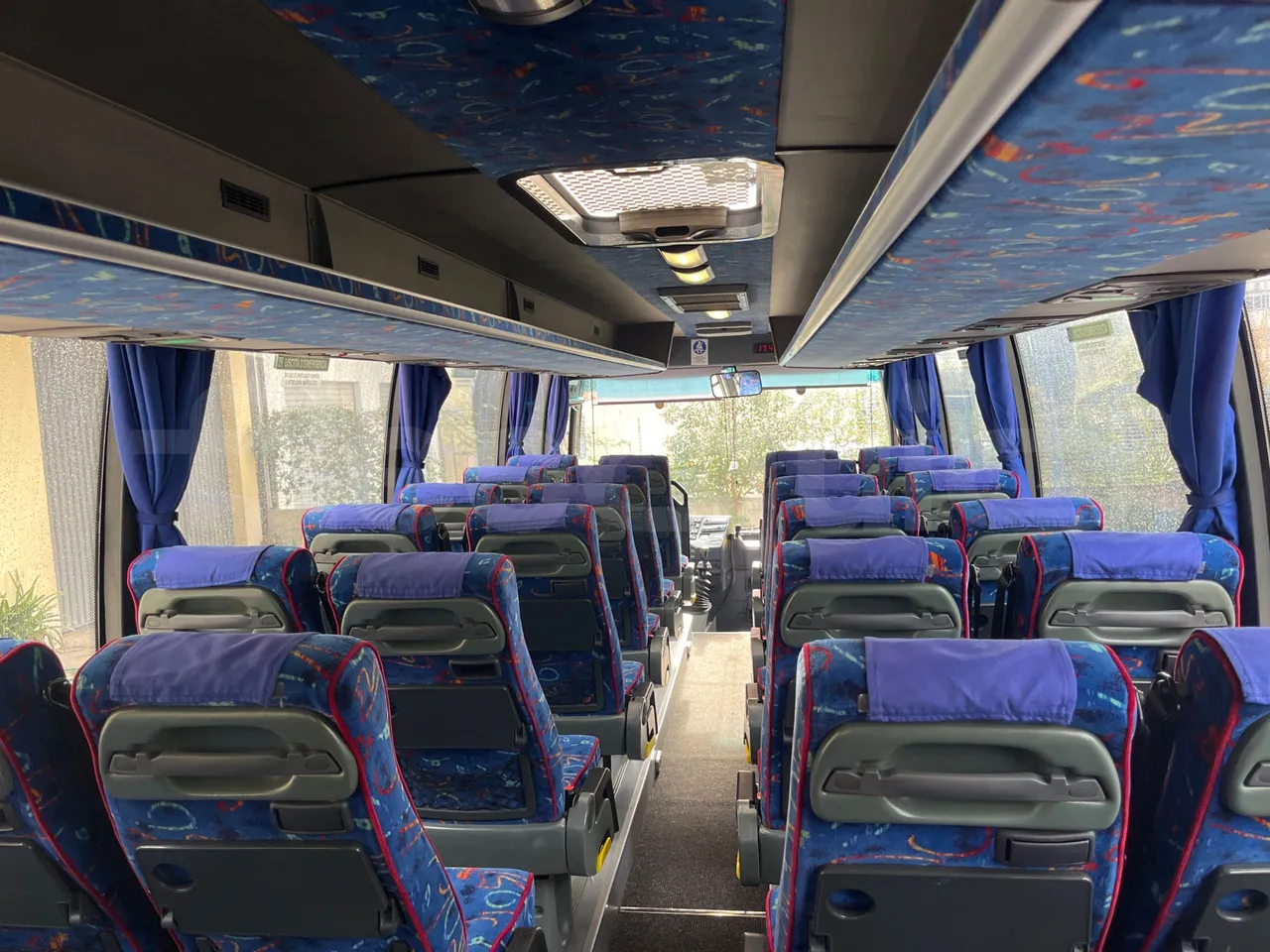 Bmc PROBUS TBX 850var.1vers.B -EUR3 -162kW -8.856m - forward view all seats last row height